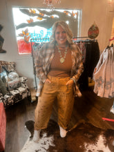 Load image into Gallery viewer, DUSTY ROAD FLANNEL