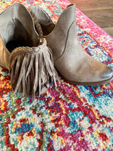Load image into Gallery viewer, BRAXTON BOOTIES