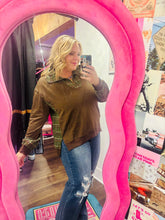 Load image into Gallery viewer, SWEET TREAT PULLOVER