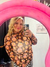 Load image into Gallery viewer, GINGERLICIOUS MESH TOP