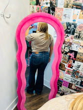 Load image into Gallery viewer, TRUE STORY JEANS