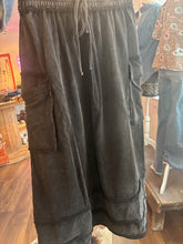 Load image into Gallery viewer, OLD DIRT ROAD SKIRT