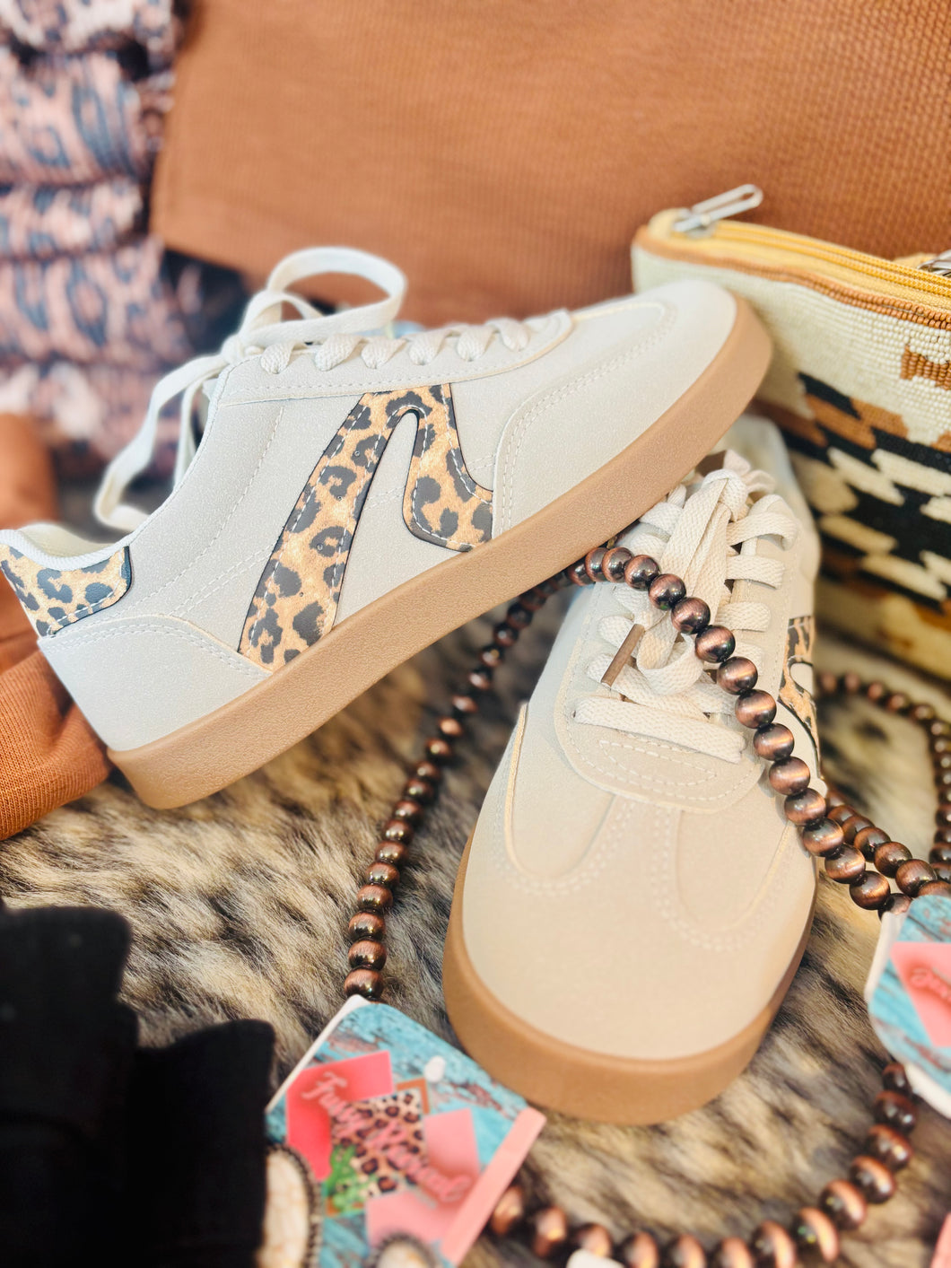 CAT CALL SNEAKERS