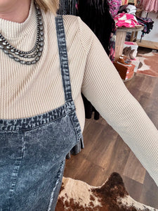 BASIC SNOW BUNNY TOP