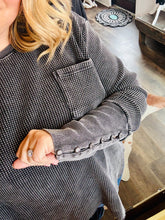 Load image into Gallery viewer, STORMY TOP
