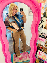 Load image into Gallery viewer, JUMP IN LINE JEANS
