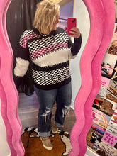Load image into Gallery viewer, CATCH UP SWEATER
