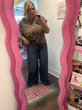 Load and play video in Gallery viewer, ROADTRIP JEANS
