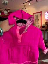 Load and play video in Gallery viewer, SPRING FLING PULLOVER [kiddos]
