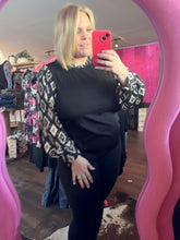 Load and play video in Gallery viewer, CHARLEE HORSE TOP
