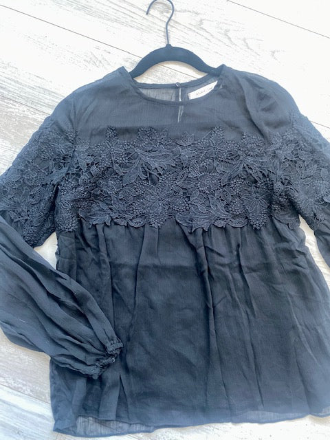 CHIC ME OUT TOP