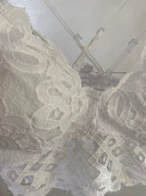 Load image into Gallery viewer, Crochet Lace Bralette-WHITE
